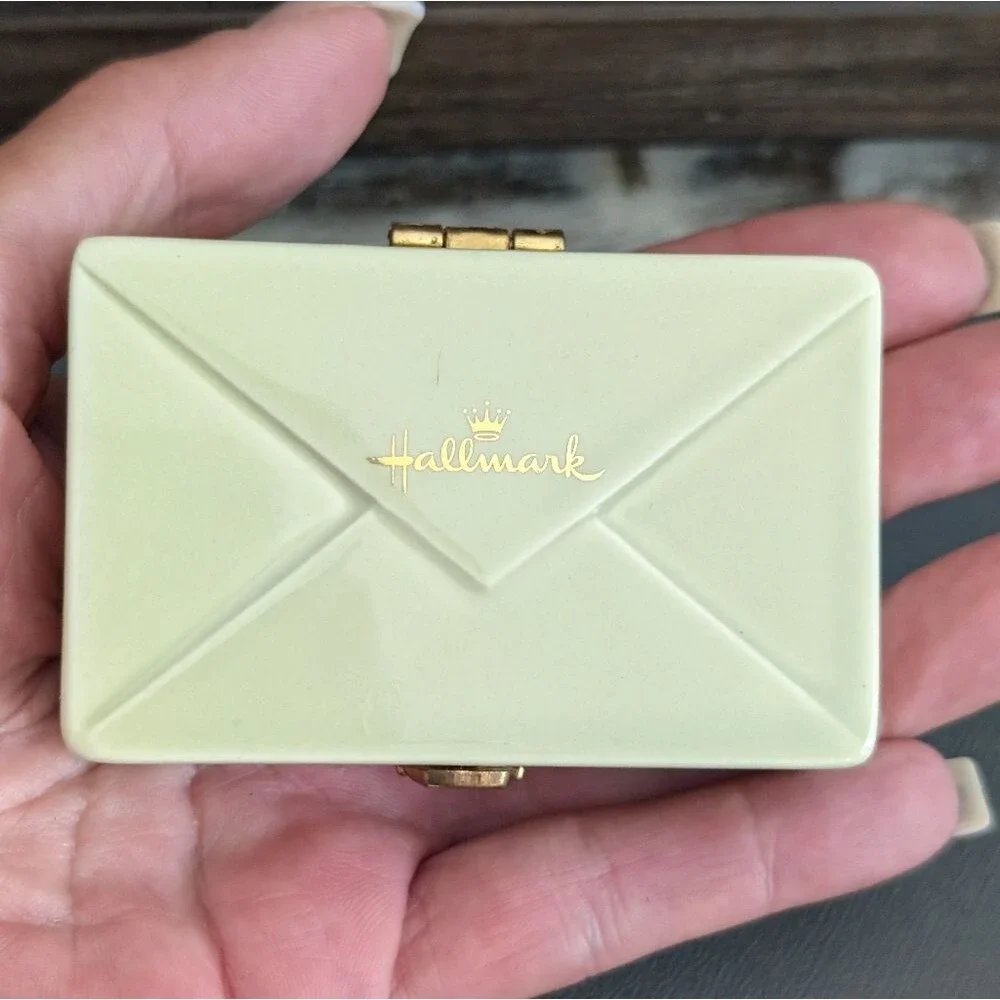 N/A vintage hallmark